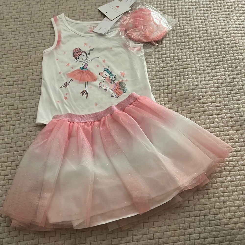 Girl’s Lulurain tutu set size 5/6. NWT.